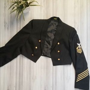 Cropped military jacket